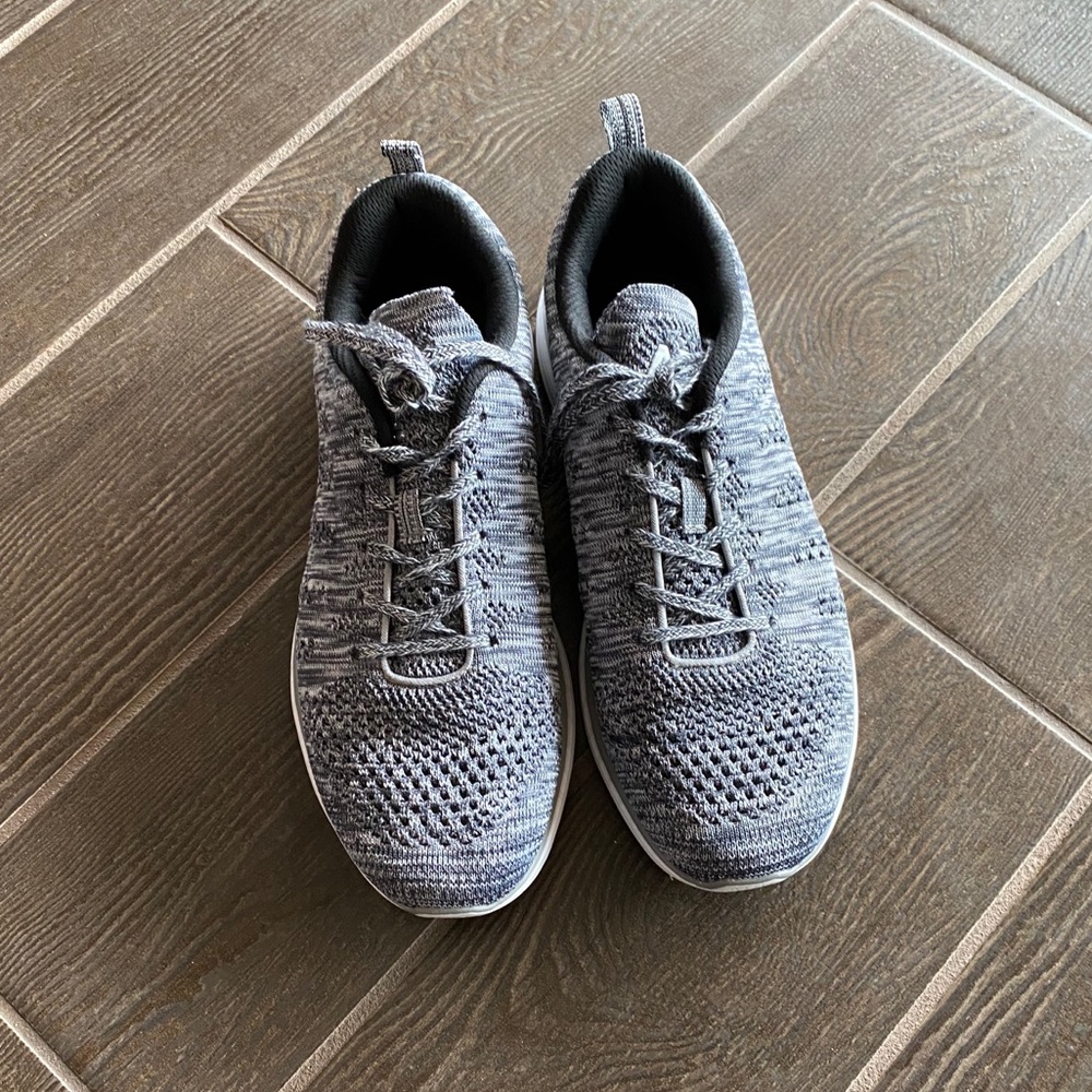 APL Women’s Shoes